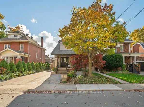 71 Paisley Ave N, Hamilton, ON L8S 4H1