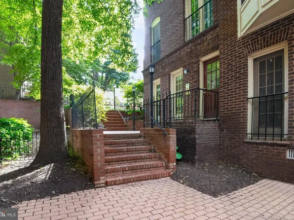 4605 Macarthur Blvd NW Unit A, Washington, DC 20007
