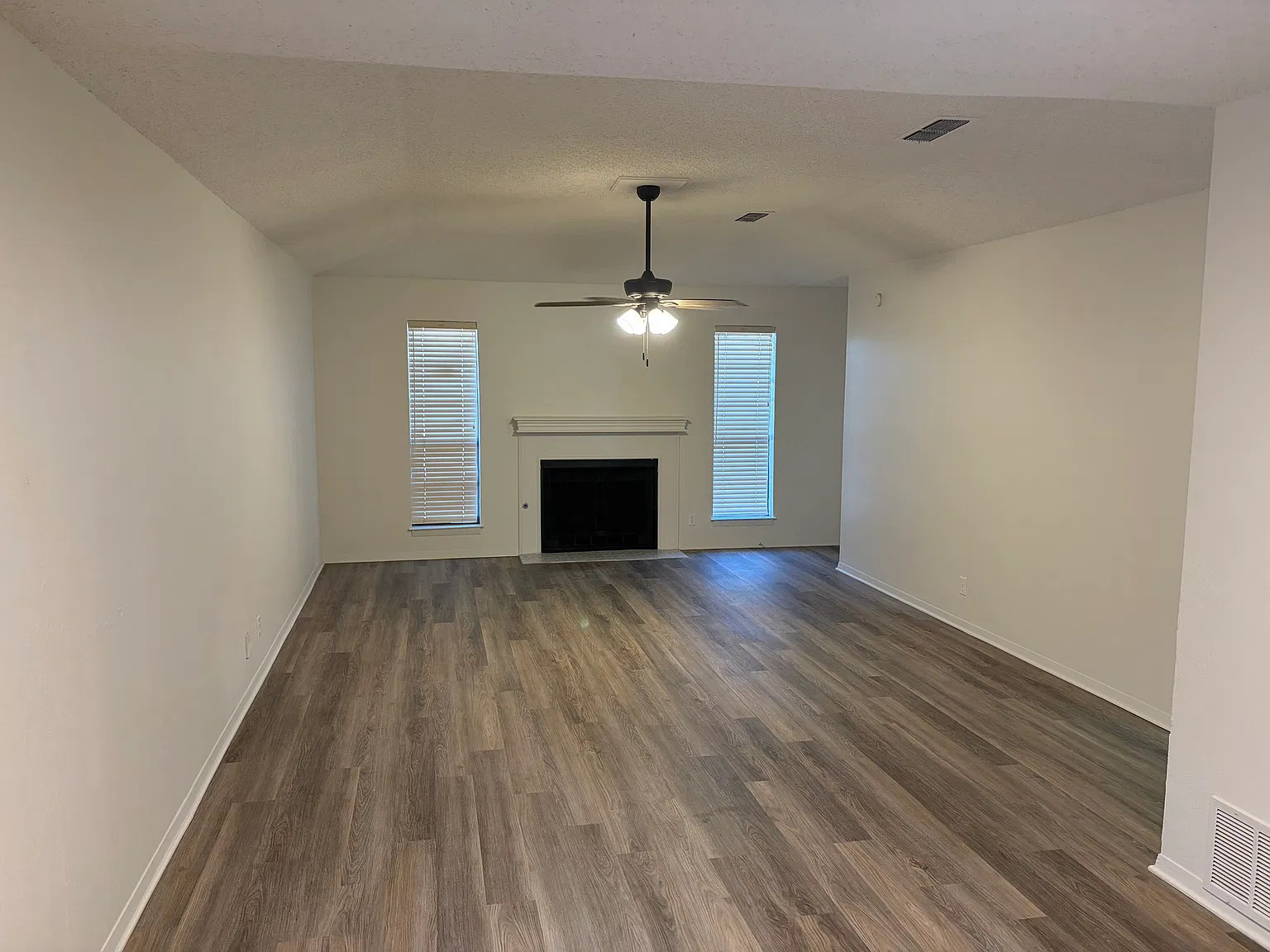 2 bed, 1324 sqft, $1,800 — Photo 1