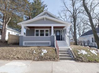 107 12th St, Schenectady, NY 12306