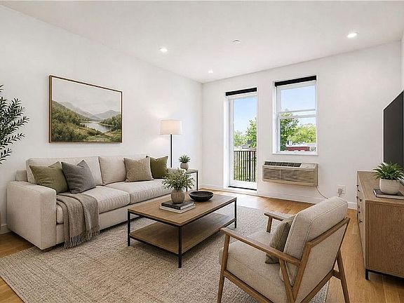 2nd image of 44 Euclid Ave APT 3B