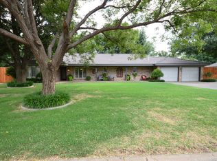 309 Mesa Cir, Plainview, TX 79072