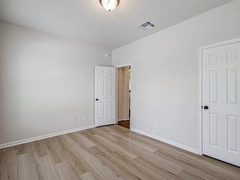 28666 Pleasant Forest Dr — Photo 35