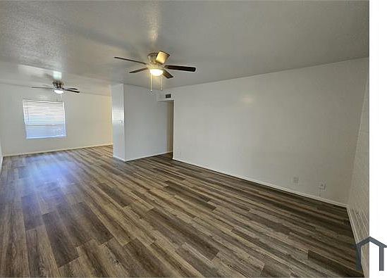 4th image of 315 W 10th Pl #2