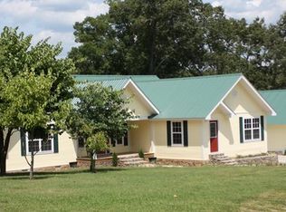 165 J & J Dr, Mountain View, AR 72560