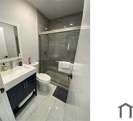 6731 SW 7th St #1 — Photo 4