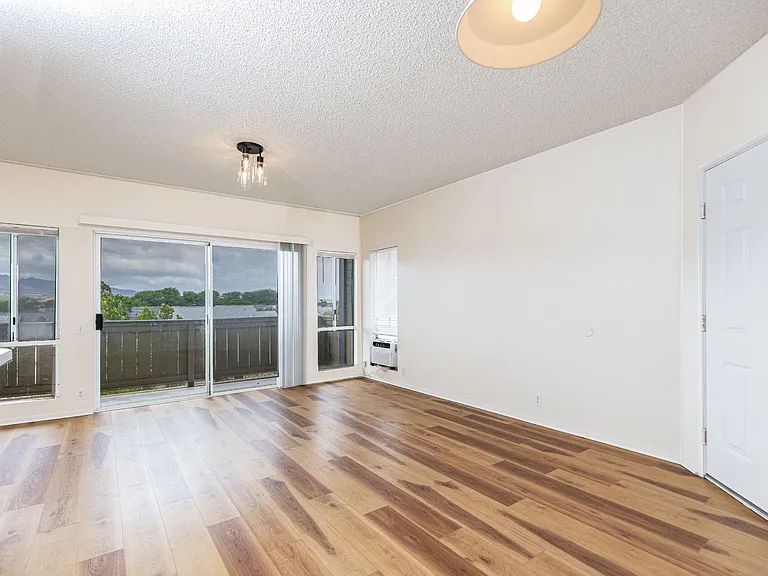 91-241 Hanapouli Cir #24J — Photo 3