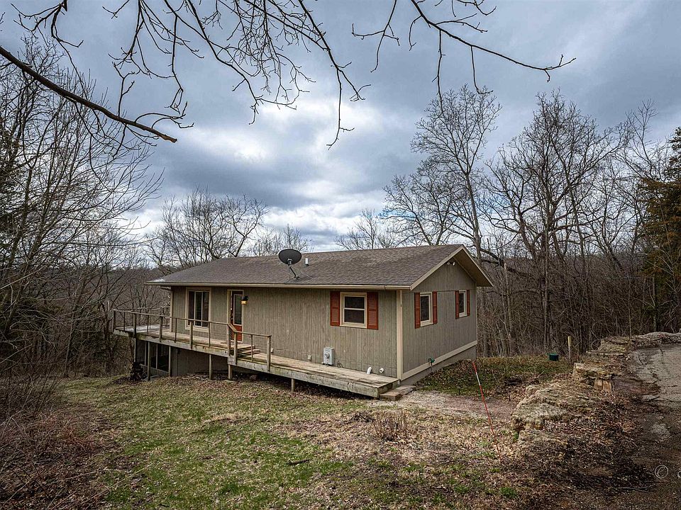 1st image of 3 Russett Ln