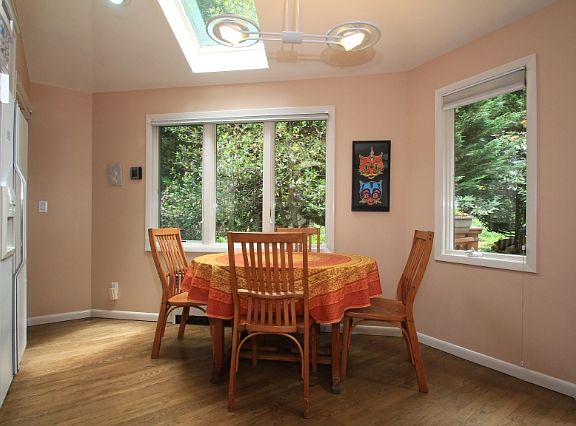 5th image of 229 Glenwood Ave