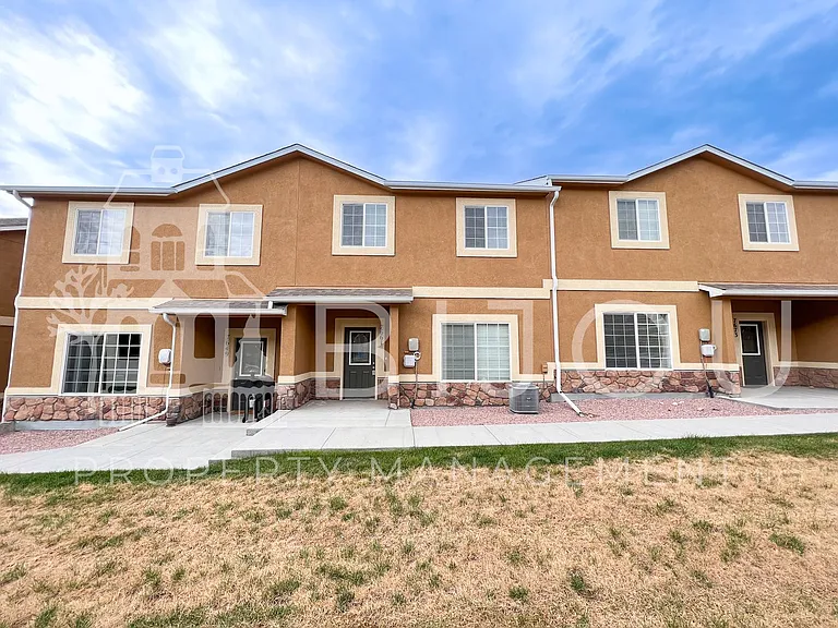 7661 Silver Larch Point — Photo 24