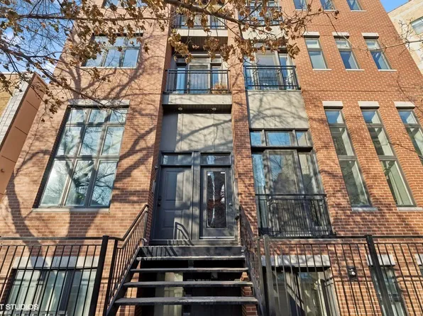 1530 W Haddon St #2E, Chicago, IL 60622