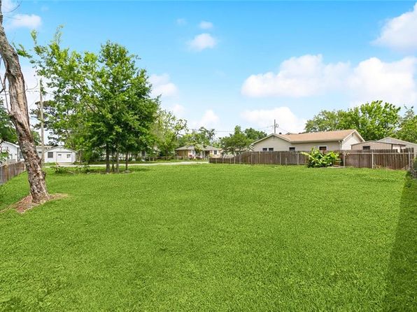 143 River Bend Dr, River Ridge, LA 70123