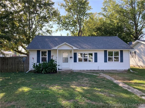 309 S Ross St, Versailles, MO 65084
