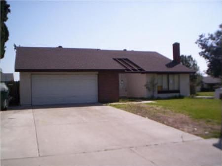 1st image of 13089 Smoketree Pl