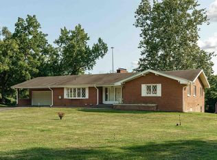 20050 Brookwood Dr, South Bend, IN 46637