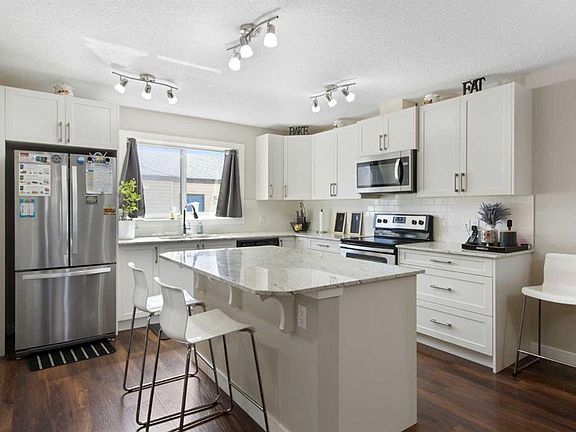 4th image of 1492 N Legacy Cir SE