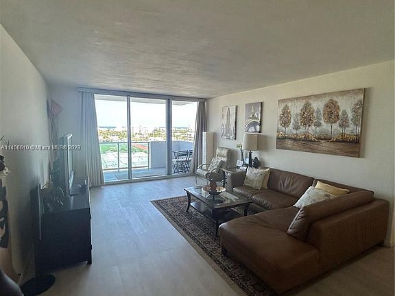 2nd image of 1200 West Ave APT 1008