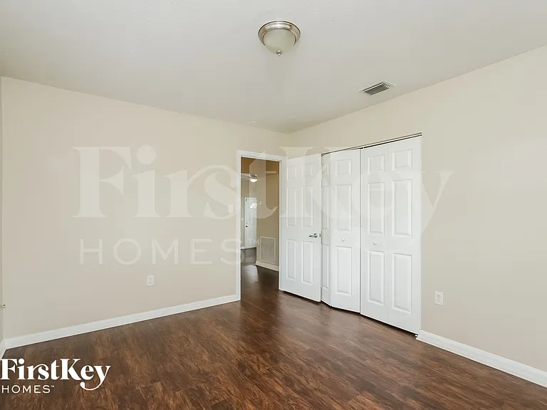 22363 Catherine Ave — Photo 12