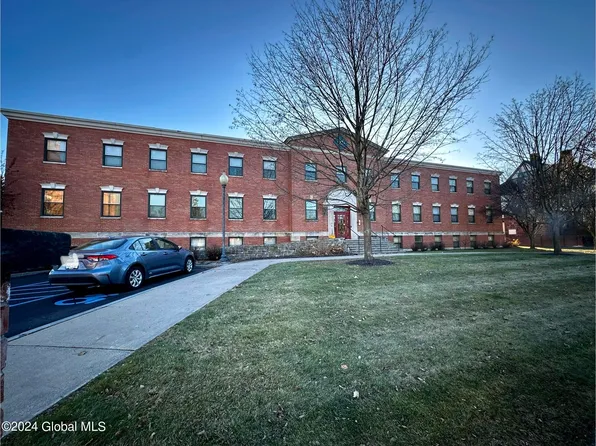 93 Maple Street APT 202, Glens Falls, NY 12801