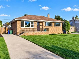 2346 Leonard Rd, Windsor, ON N8W4L7