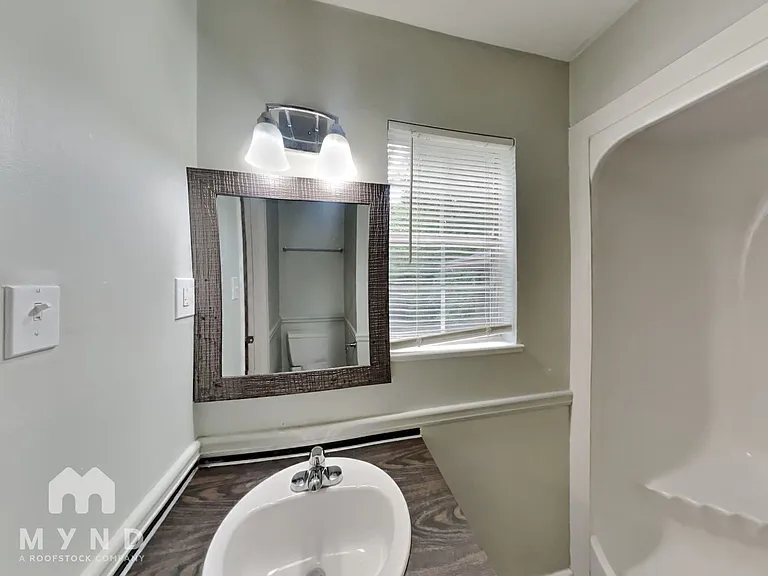5190 Roger Dr — Photo 11