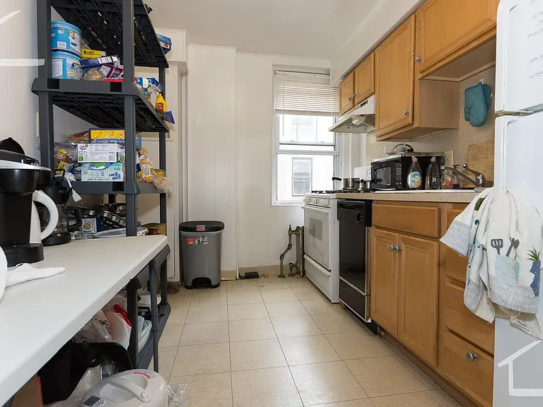 2027 Commonwealth Ave #29 — Photo 4