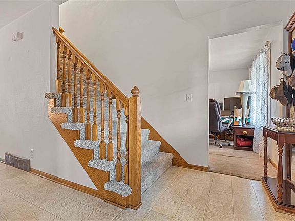 3rd image of 3437 Valley Woods Dr