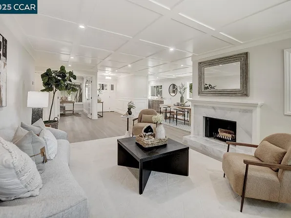 3210 Rossmoor Pkwy APT 2, Walnut Creek, CA 94595