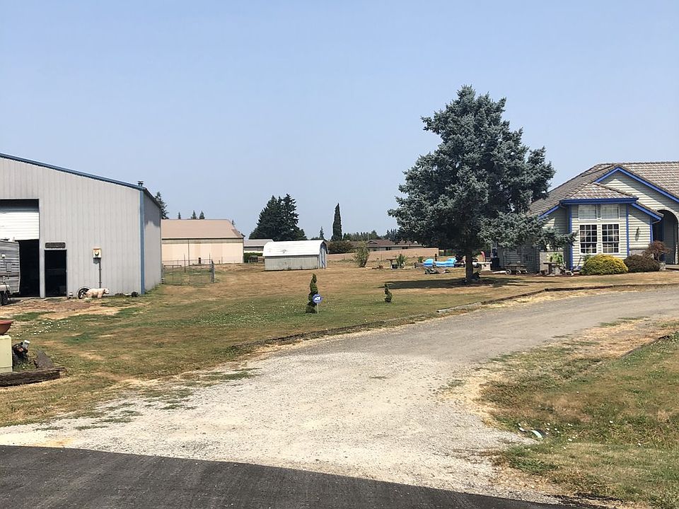 2nd image of 16001 NE 61st Ave