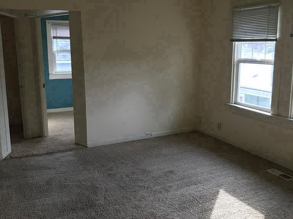 Front room 