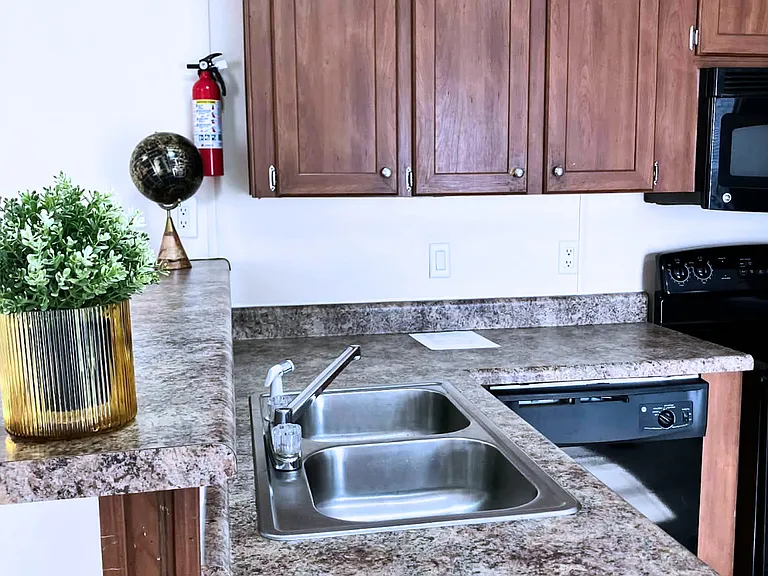 91 Deerwood Park #91 — Photo 4