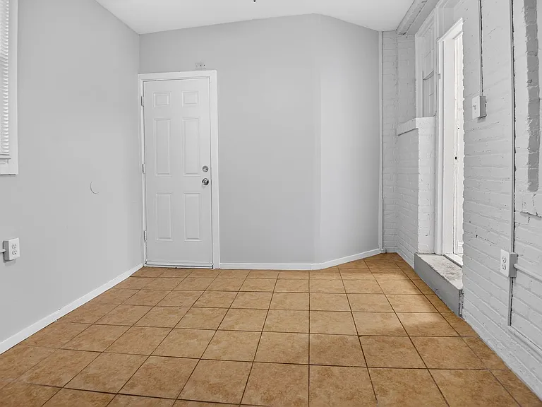 1901 Rosedale St NE — Photo 12