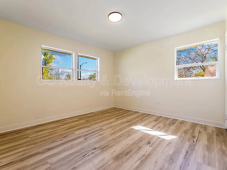 111 Nashua St — Photo 12