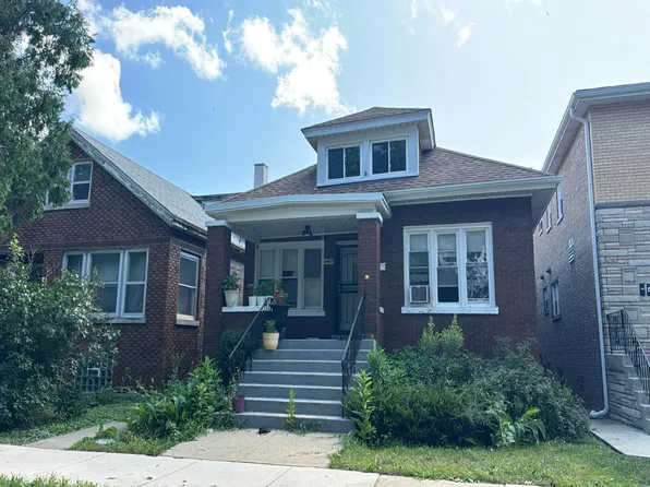 6607 S Maplewood Ave, Chicago, IL 60629