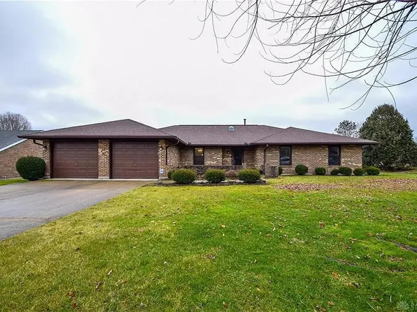 1130 Meadow Lark Dr, Enon, OH 45323