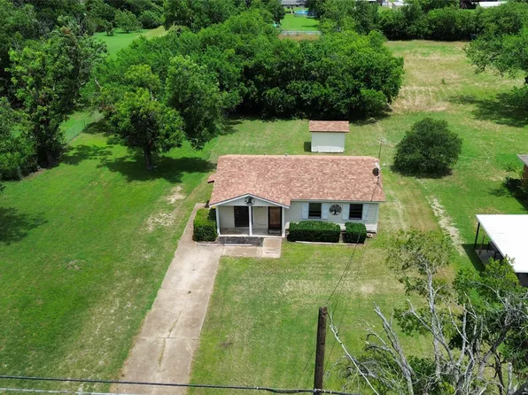 200 Russell St, White Settlement, TX 76108