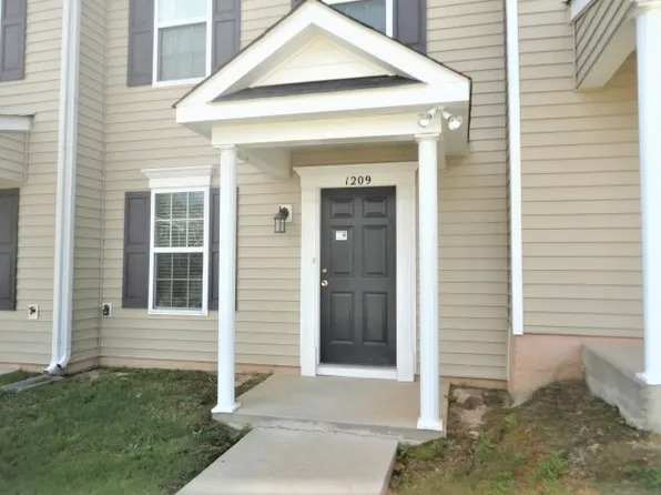 1209 Plexor Ln, Knightdale, NC 27545