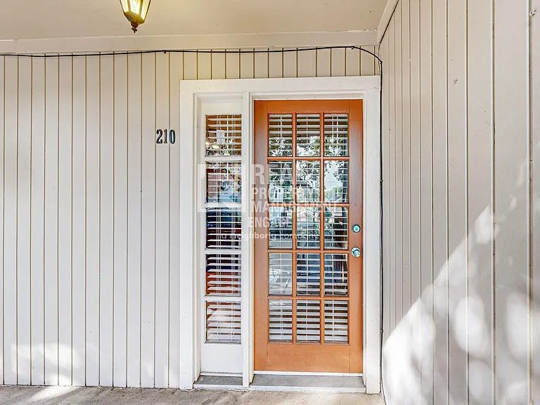 5220 Fleetwood Oaks Ave #210 — Photo 6