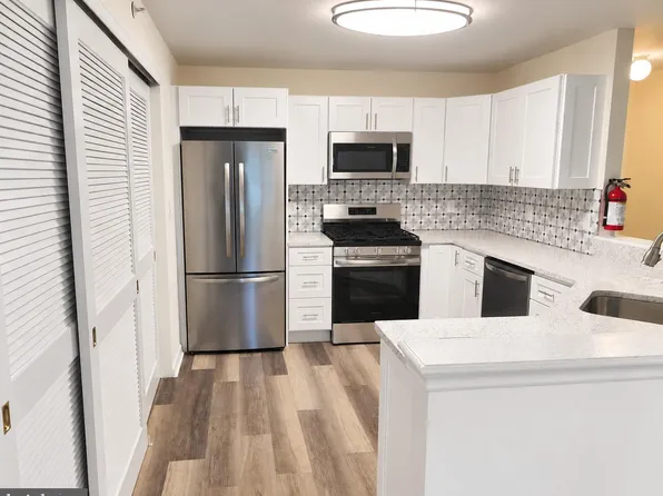 938 Pine Valley Ct, Little Egg Harbor, NJ 08087