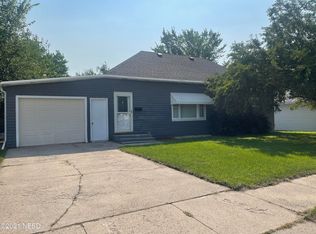 205 N Middlebrook St, Milbank, SD 57252