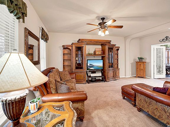 3rd image of 108 BLUE SAGE LN