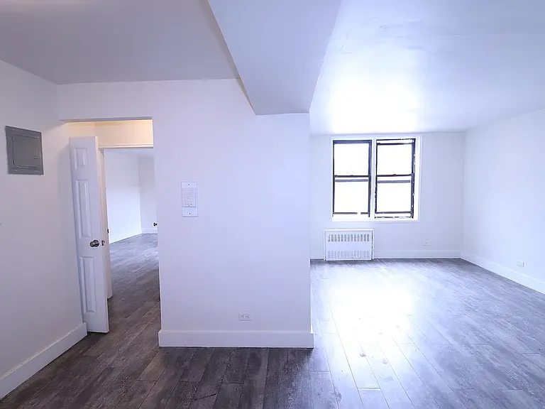 132-45 Maple Ave #607 — Photo 1