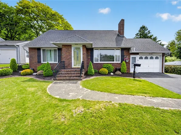 115 Marian Dr, Syracuse, NY 13219