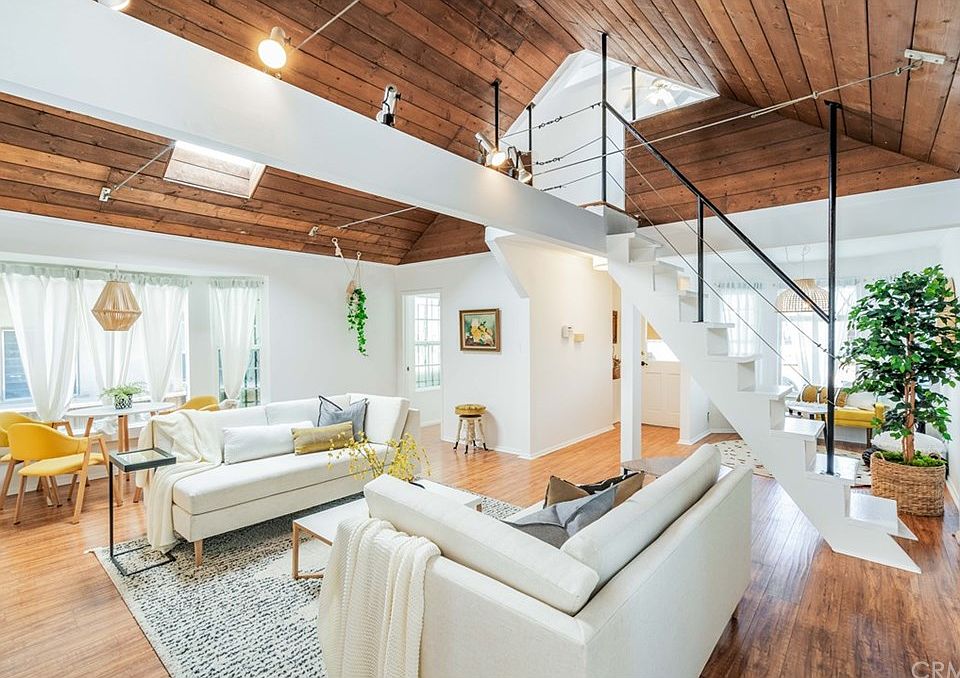 1st image of 54 Paloma Ave