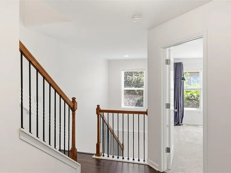 13459 Gardiner Ln — Photo 23