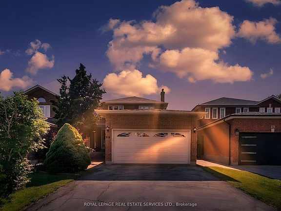 2nd image of 47 Velvet Cres