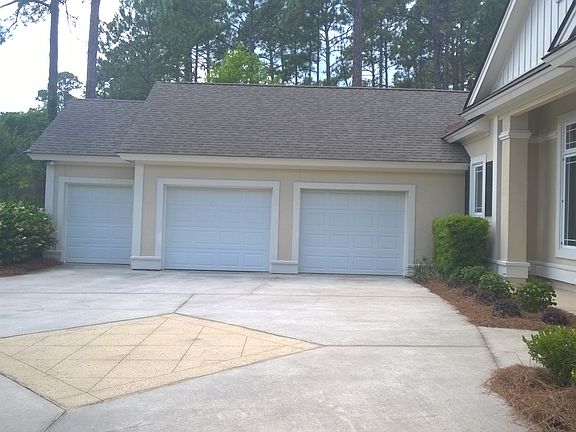 3rd image of 6 Oglethorpe Ln