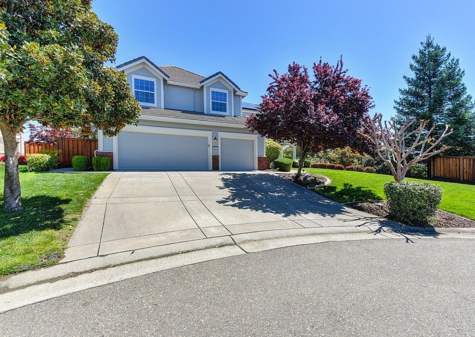1st image of 241 Rushcliffe Ct