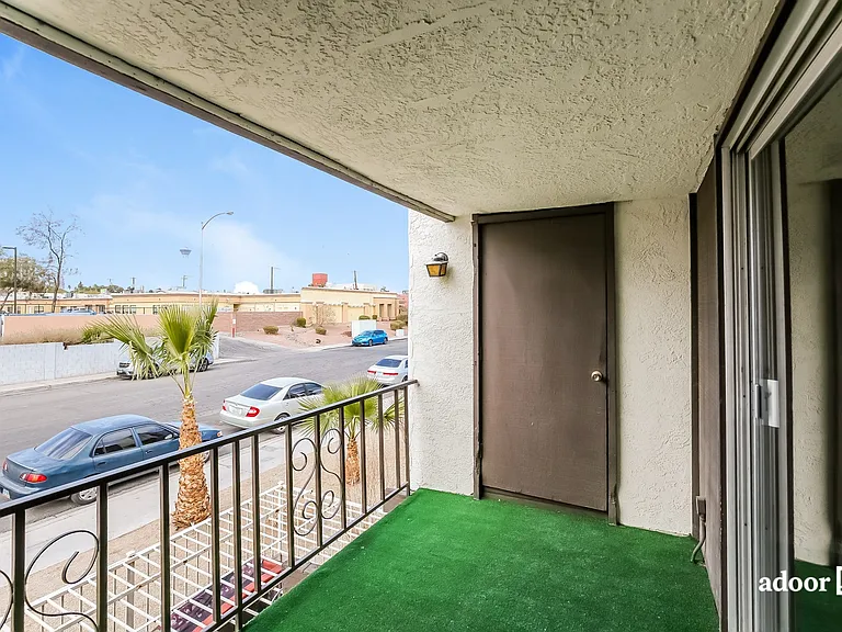 1405 Vegas Valley Dr #198 — Photo 16
