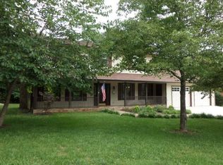 102 Meadowlark Ln, Oak Ridge, TN 37830